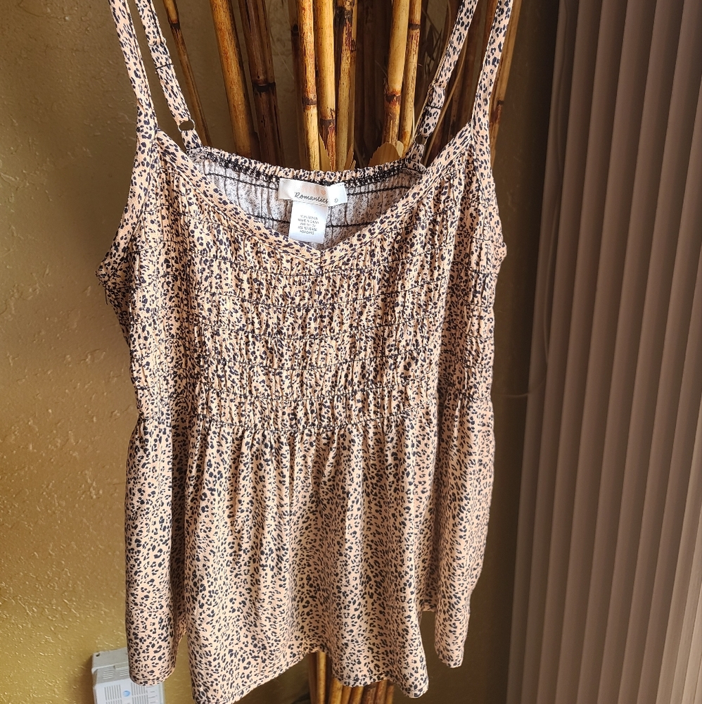 Urban Romantic Cheetah Shirt! Size Large